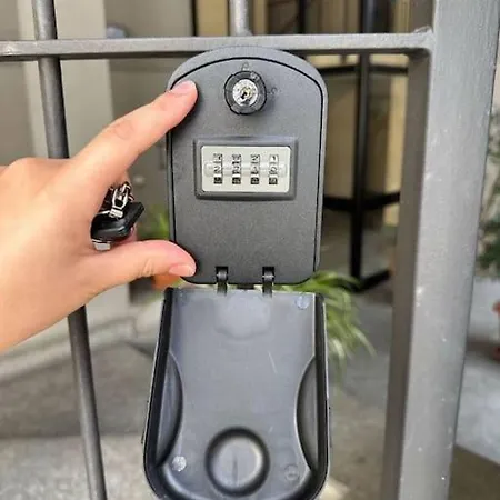 Casa Spezia - Metro Vicina, Wi-fi Rapido & Netflix Apartmán *