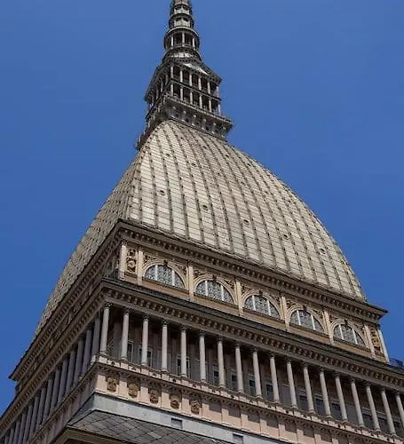 Casa Spezia - Metro Vicina, Wi-fi Rapido & Netflix * Turijn