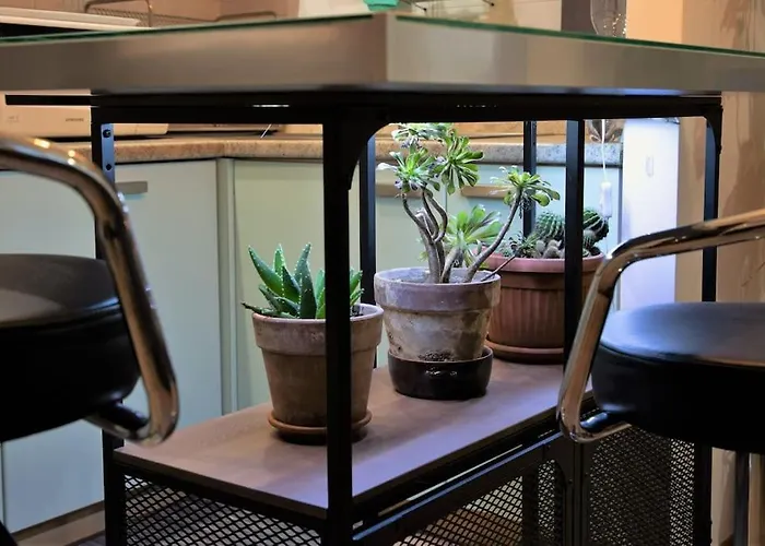 Casa Spezia - Metro Vicina, Wi-fi Rapido & Netflix