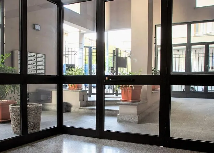 Appartement Casa Spezia - Metro Vicina, Wi-fi Rapido & Netflix *